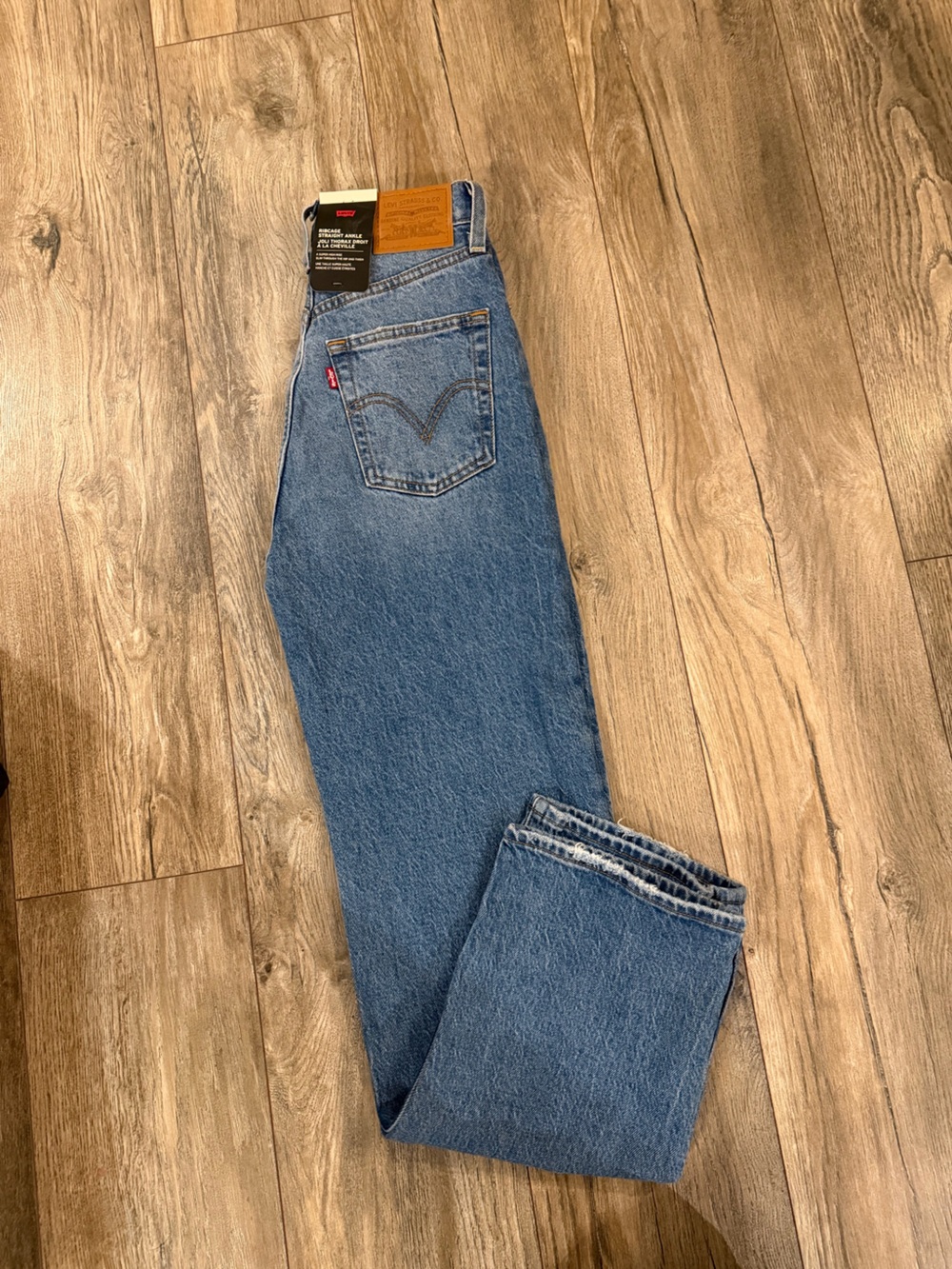Nwt Levi's ribcage straight ankle Blue Denim Jeans